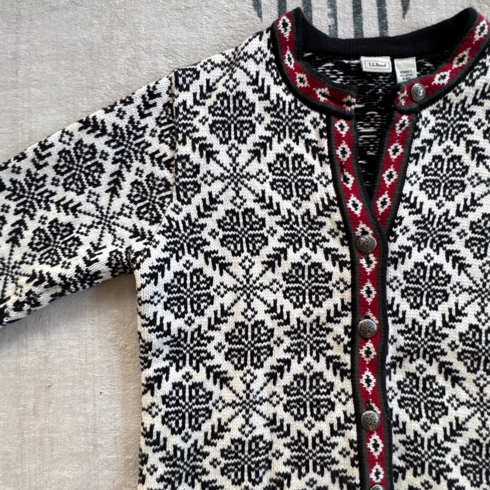 Vtg L.L. Bean Nordic Fair Isle Cardigan Sweater Cotton Red Black Snowflake M